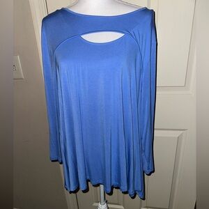 Kaari Blue Curvy Woman Long Sleeve Stretch Top - Blue - Plus 2X - NWOT